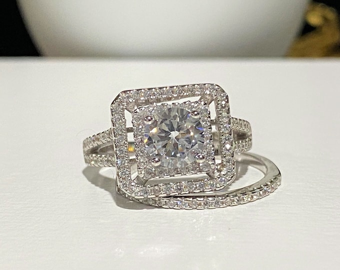 Vintage Sterling Silver White Topaz Engagement Ring Set.