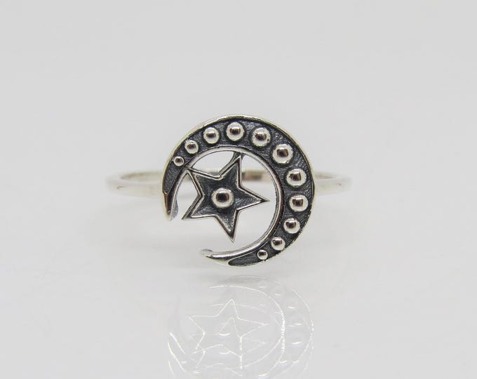 Vintage Sterling Silver Moon & Star Ring Size 7