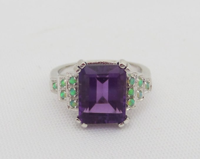 Vintage Sterling Silver Amethyst & Green Opal Ring Size 7