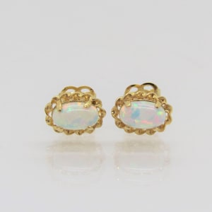 Vintage 14K Solid Yellow Gold Oval White Opal Stud Earrings.