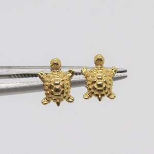 Vintage 14K Solid Yellow Gold Turtle Stud Earrings