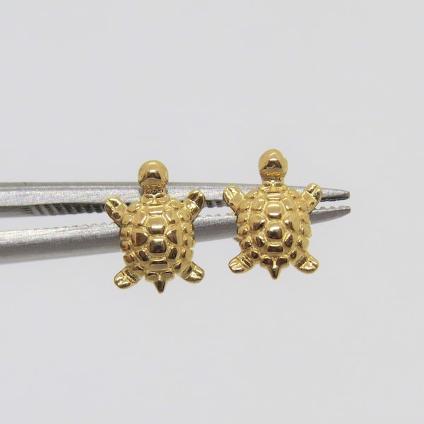 Vintage 14K Solid Yellow Gold Turtle Stud Earrings