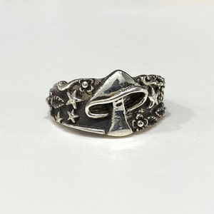 Sterling Silver Star, Flower, Leaf & Mushroom Ring.