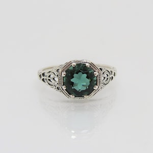 Sterling Silver Emerald Filigree Ring.