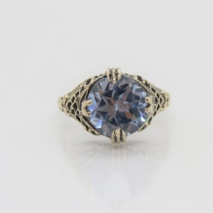 Sterling Silver Round cut Aquamarine Filigree Ring.