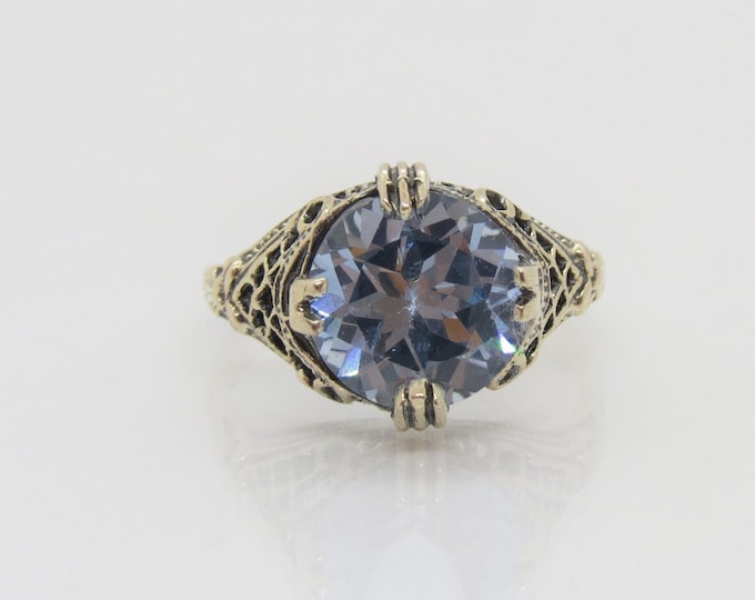 Sterling Silver Round cut Aquamarine Filigree Ring.
