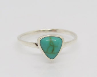 Vintage Sterling Silver Triangle Turquoise Ring Size 7