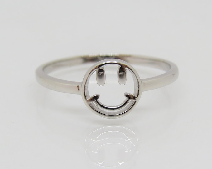 Sterling Silver Happy Face Thin Band Ring Size 7