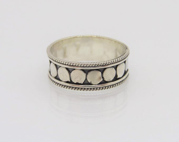 Vintage Sterling Silver Dots Band Ring Size 9