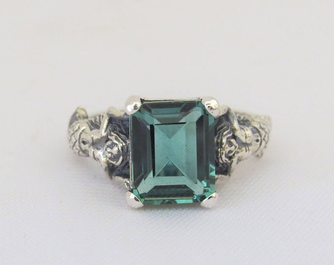 Vintage Sterling Silver Emerald cut Emerald Ring Size 8