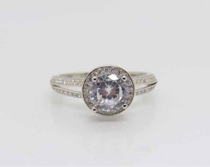 Vintage Sterling Silver White Topaz Engagement Ring Size 7