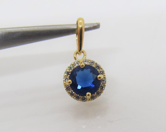 Vintage 14K Solid Yellow Gold Blue Sapphire & White Topaz Halo Pendant