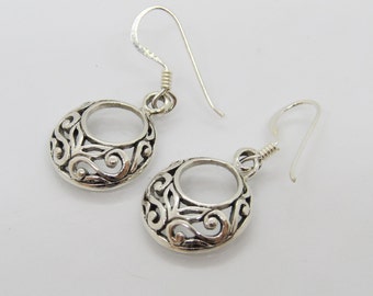 Vintage Sterling Silver Circle Filigree Dangle Earrings