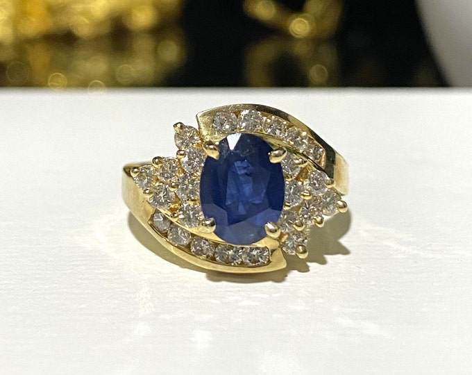 Vintage 14K Solid Yellow Gold Natural Blue Sapphire & Diamond Ring Size 6