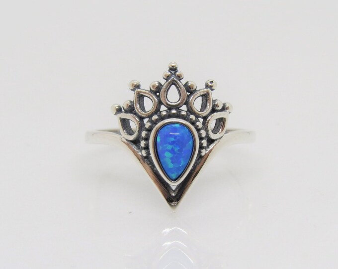Vintage Sterling Silver Blue Opal Crown Ring Size 5
