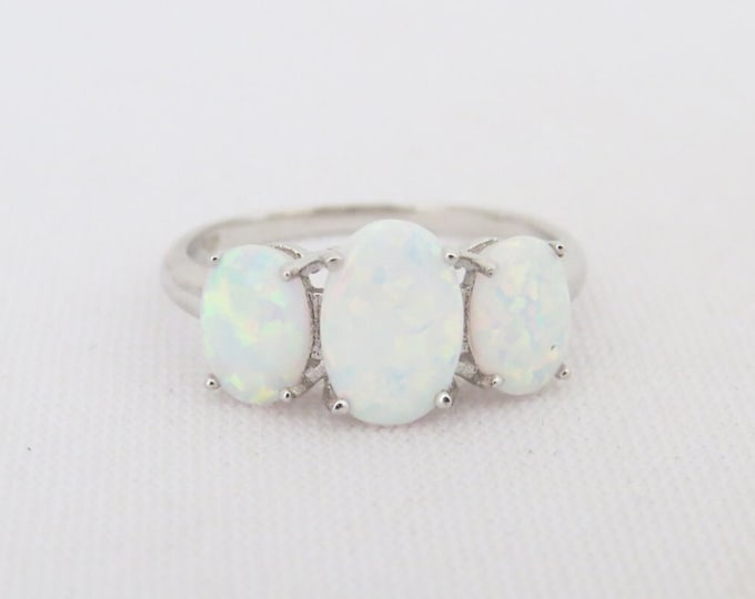 Vintage Sterling Silver White Opal Three stone Ring Size 8