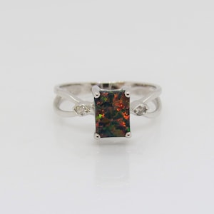 Vintage Sterling Silver Black Opal & White Topaz Ring Size 8