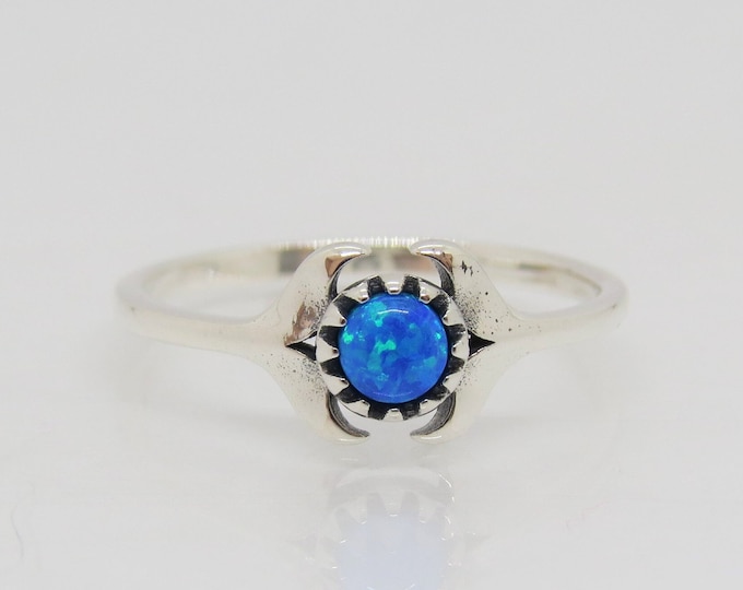 Vintage Sterling Silver Blue Opal Whale Tail Ring Size 8