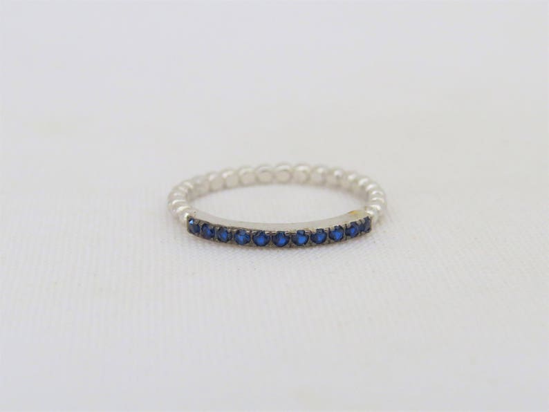 Vintage Sterling Silver Blue Sapphire Band Ring Size 7