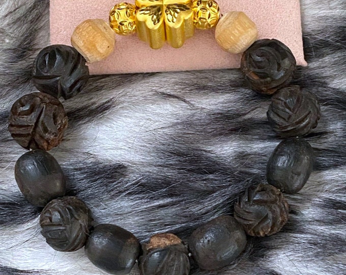 Vintage 24K 9999 Pure Gold Four Leaf Clover, Balls with Natural Dalakan Wild Agarwood Carved Rose Bracelet. Lac Tay Tram Huong.