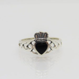 Vintage Claddagh Sterling Silver Black Onyx Ring Size 8