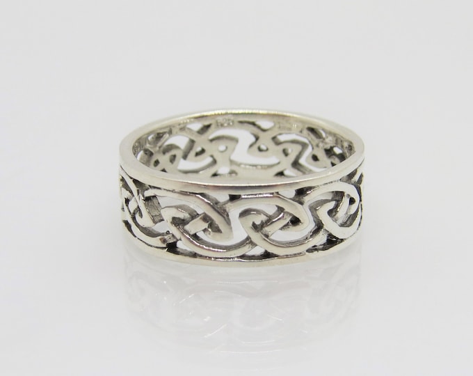 Vintage Sterling Silver CELTIC Unisex Band Ring Size 9