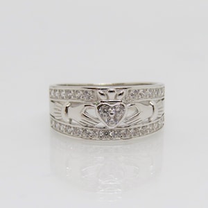 Vintage Claddagh Sterling Silber Topaz Ring Größe 5