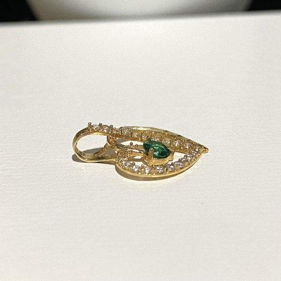 Vintage 18K Solid Yellow Gold Emerald & White Top… - image 2