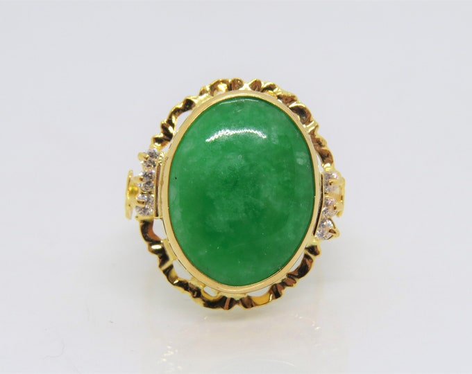 Vintage 18K Solid Yellow Gold Green Jadeite Jade & White Topaz Filigree Ring Size 6.75