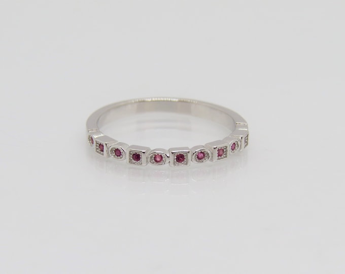 Vintage Sterling Silver Round cut Ruby Band Ring Size 7