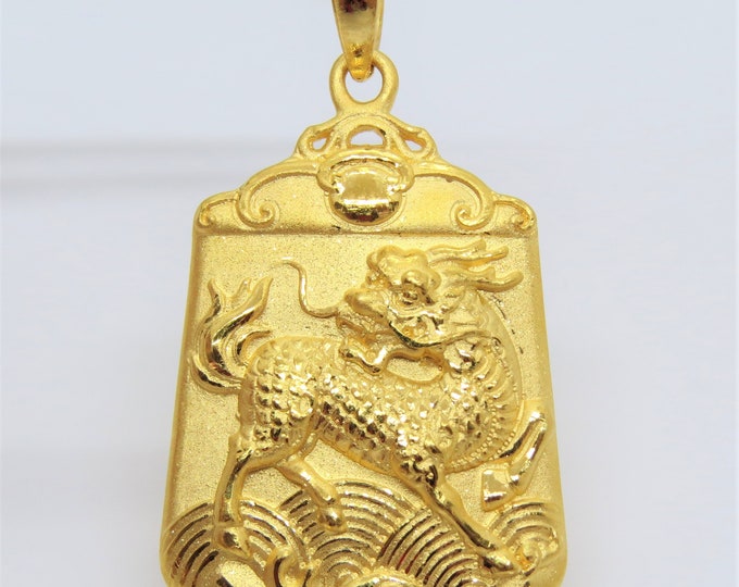 999 Pure 24k Gold 3D Dragon Foo Dog Vintage Pendant