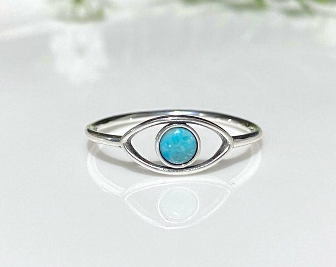 Vintage Sterling Silver Turquoise Evil Eye Ring.