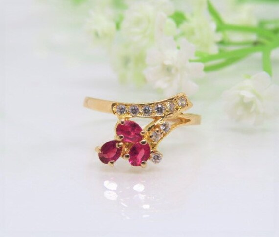 Vintage 18K Solid Yellow Gold Ruby & White Topaz … - image 3