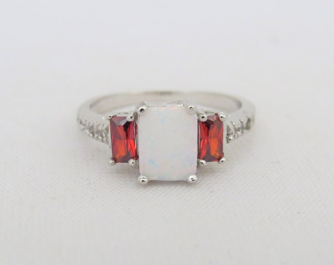 Vintage Sterling Silver Fire Opal, Garnet & White Topaz Engagement Ring Size 9