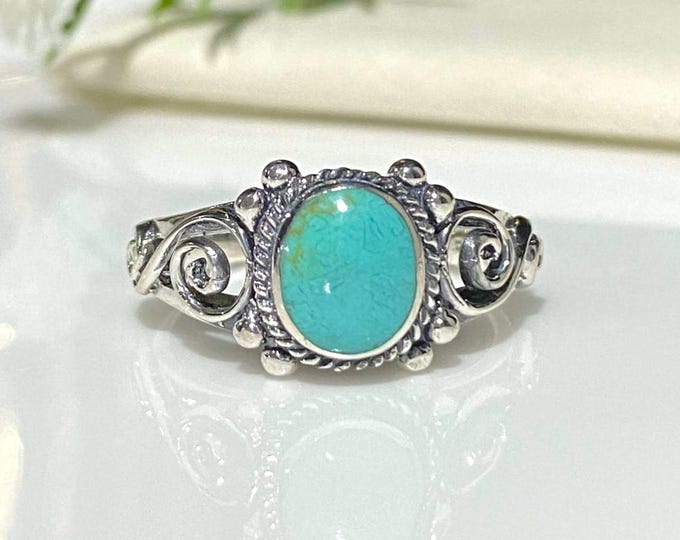 Vintage Sterling Silver Turquoise Ring.