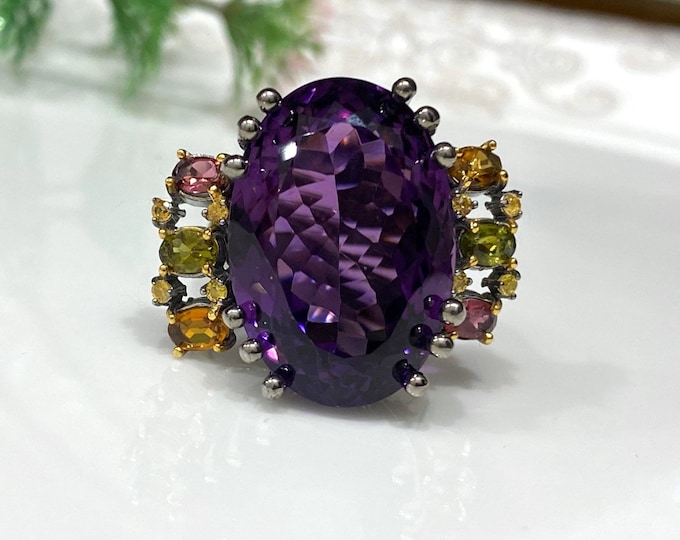 Vintage Sterling Silver Oval cut 35ct Natural Amethyst & Tourmaline Ring Size 7.5