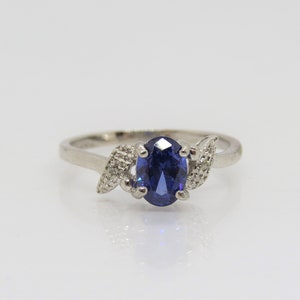 Vintage Sterling Silver Tanzanite & Diamond Ring Size 7