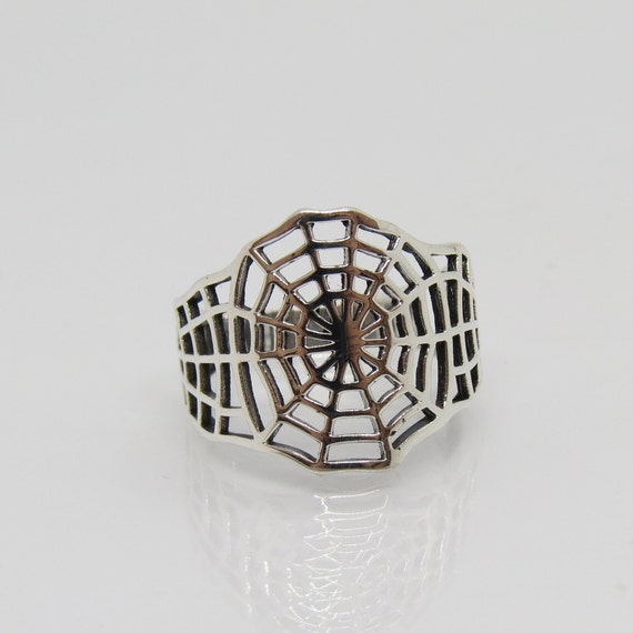 Vintage Sterling Silver Spider Web Ring Size 8 - image 5