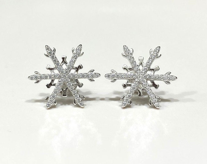 Vintage Sterling Silver White Topaz Snowflake Earrings.