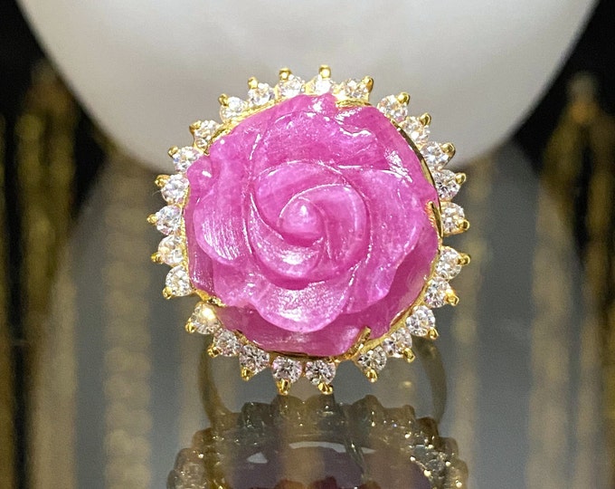 Vintage 18K Solid Yellow Gold Natural Ruby Carved Rose Flower& White Topaz  Ring Size 8