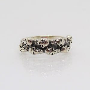 Vintage Sterling Silver Skulls Ring Size 7