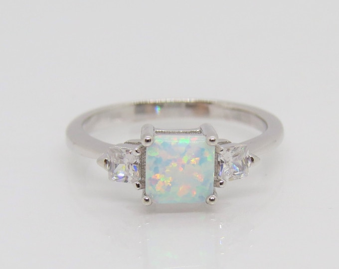 Vintage Sterling Silver Square cut White Opal & White Topaz Three stones Ring Size 7