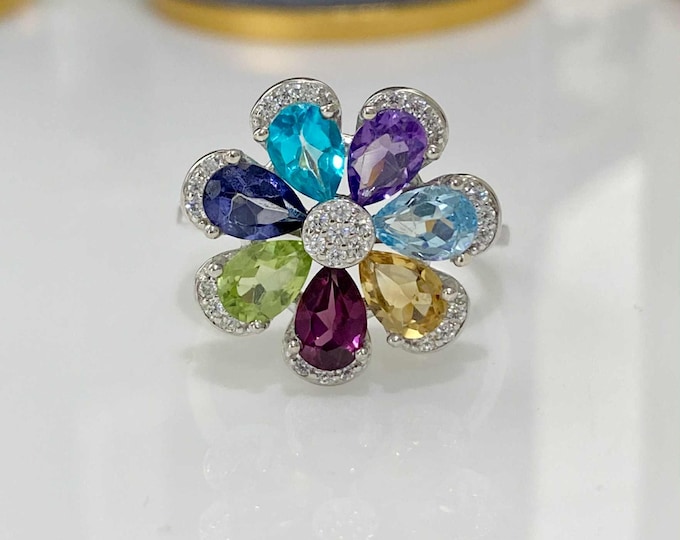 Vintage Sterling Silver Gemstone Flower Ring, Size 7.5.