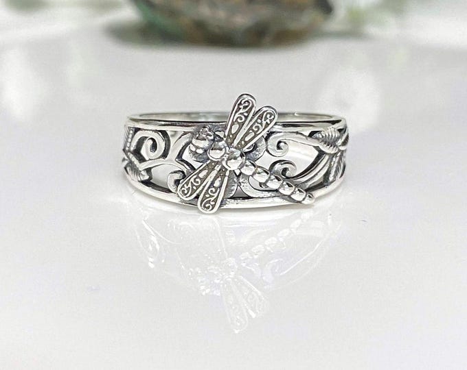 Vintage Sterling Silver Dragonfly Ring Size 8