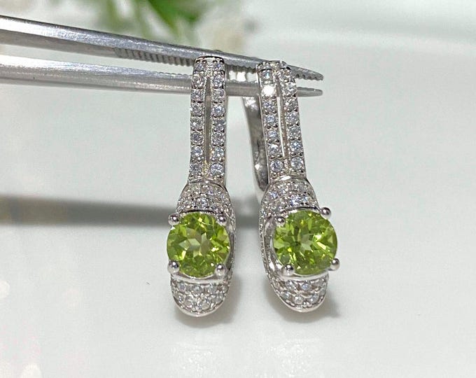 Vintage Sterling Silver Natural Peridot & White Topaz Earrings.
