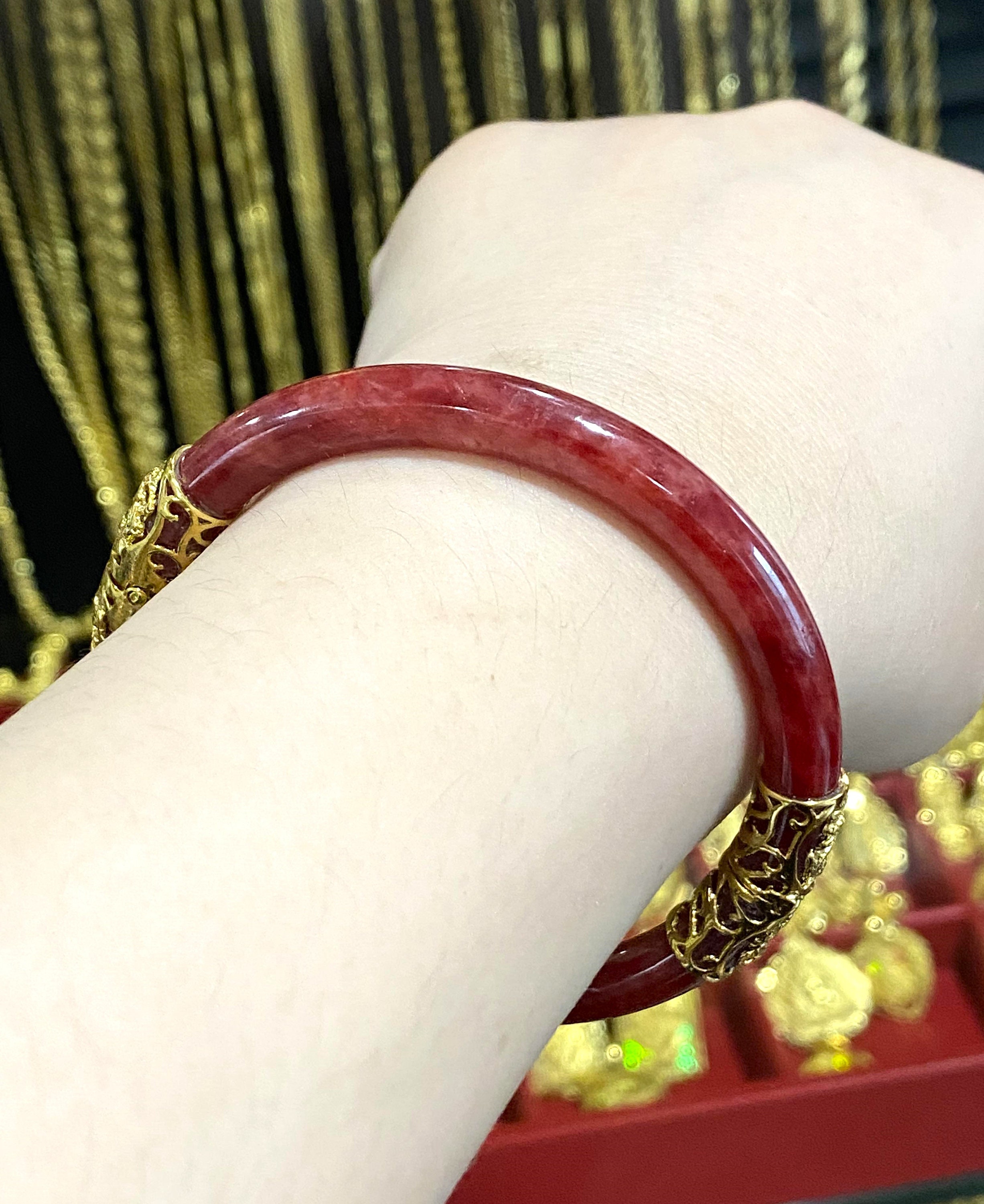 Vintage 15K 610 Solid Gold Translucent Red Jadeite Jade Hinged Bangle Bracelet 54.5MM - Etsy Vintage 15K 610 Solid Gold Translucent Red Jadeite Jade Hinged Bangle Bracelet 54.5MM - Etsy