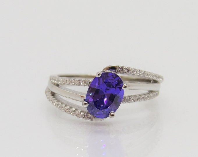 Vintage Sterling Silver Amethyst & White Topaz Ring Size 7
