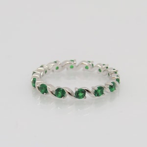 Vintage Sterling Silver Round cut Emerald Eternity Band Ring Size 7