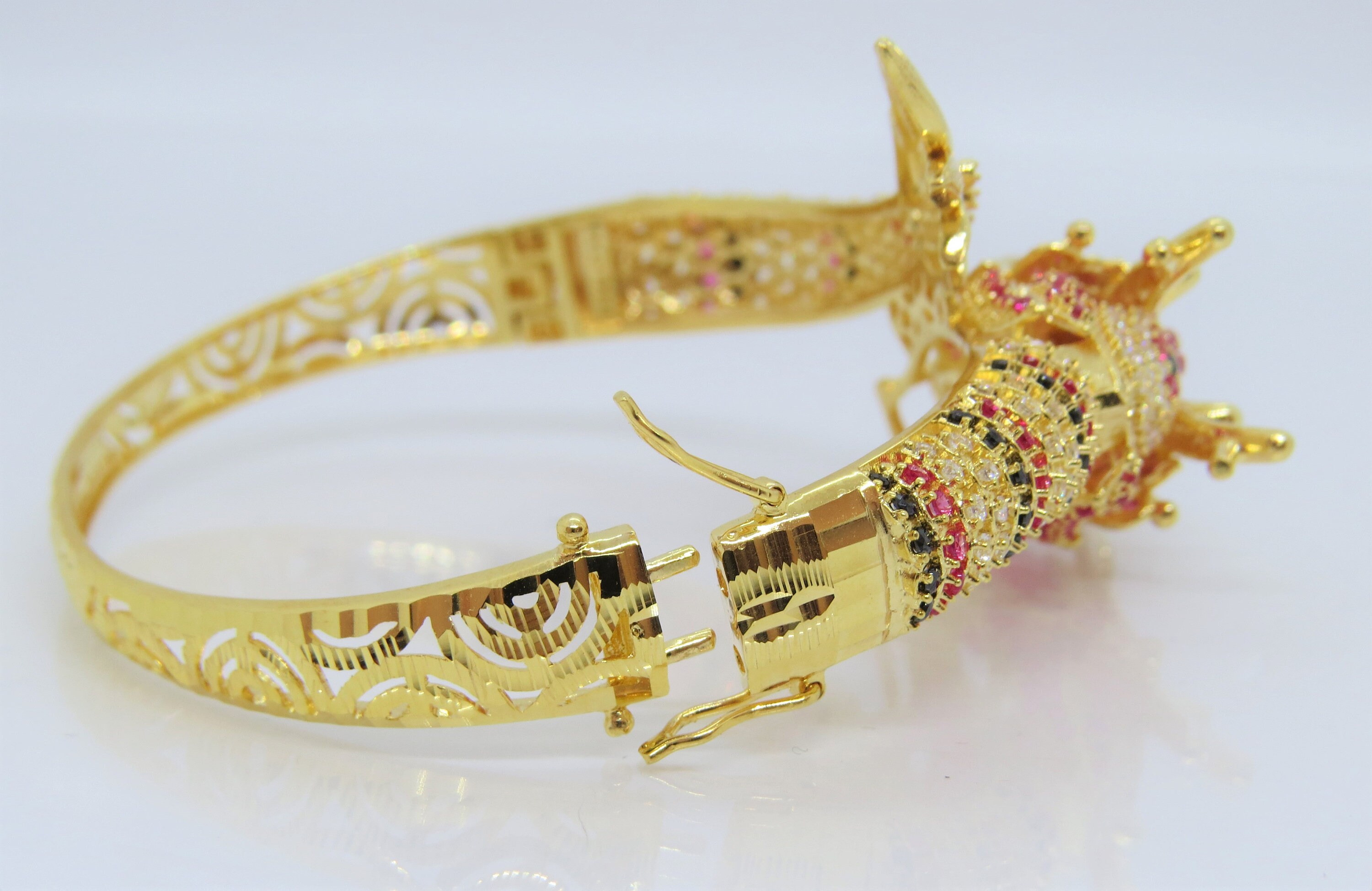 18K Solid Yellow Gold Ruby, Black Sapphire & White Topaz 18K Solid Yellow Gold Ruby, Black Sapphire & White Topaz
