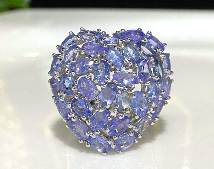 Vintage Sterling Silver Oval cut Natural Tanzanite Heart Ring Size 7.5